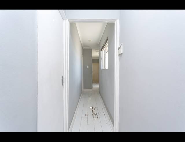 6.5 BEDROOM FREEHOLD SOLD IN SALT RIVER